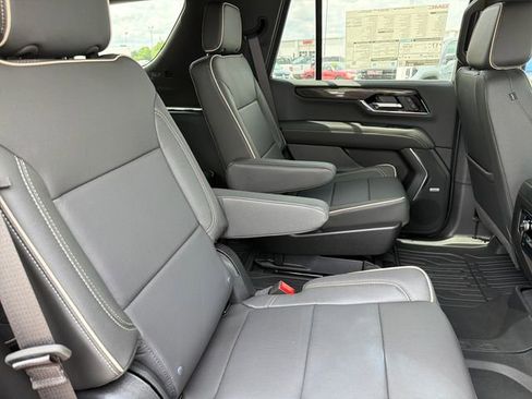 New 2026 GMC Yukon Elevation AWD/4WD image 22