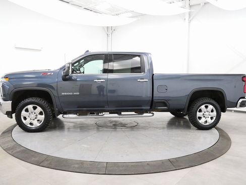 Used 2020 Chevrolet Silverado 3500 LTZ w/ Z71 Off-Road Package image 4