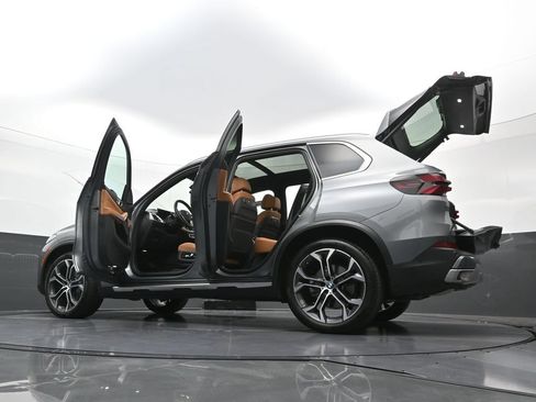 New 2026 BMW X5 xDrive40i AWD/4WD image 42