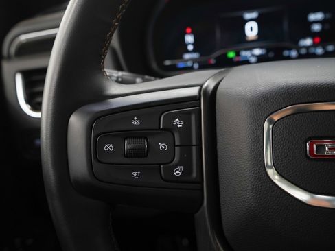 Used 2023 GMC Yukon AT4 AWD/4WD image 27