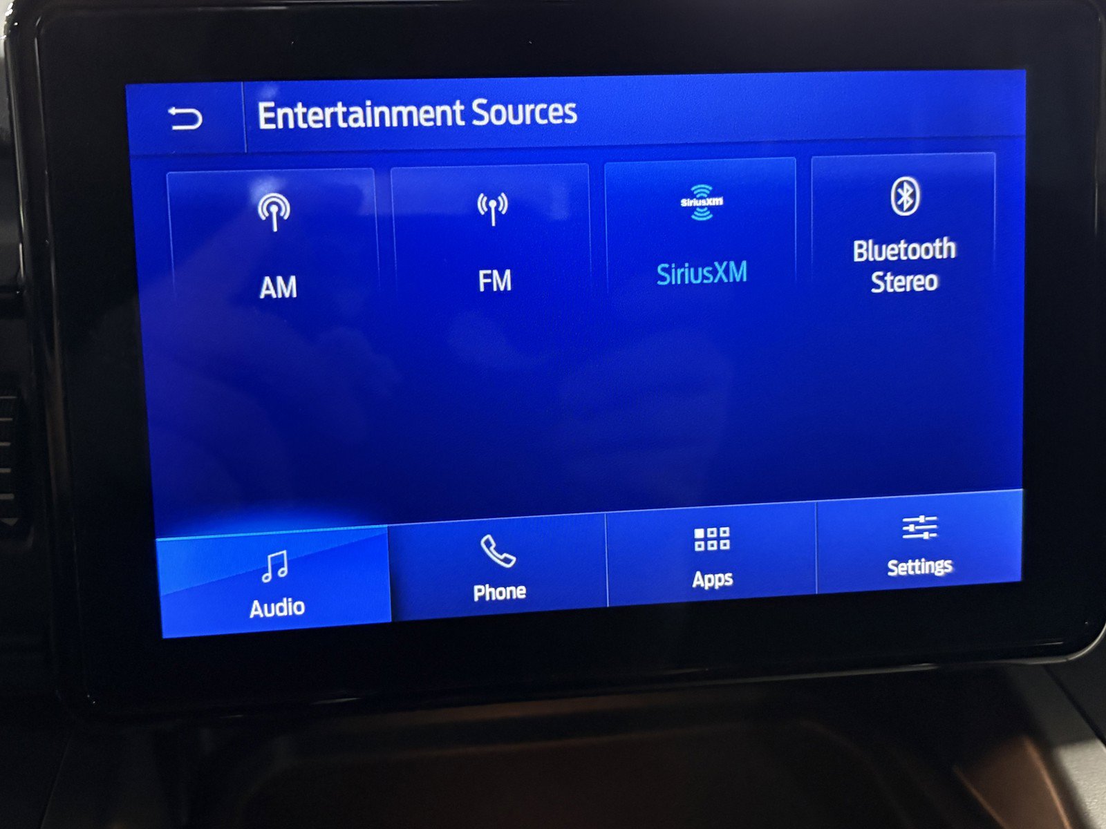 Used 2021 Ford Explorer XLT w/ Class III Trailer Tow Package AWD/4WD image 12