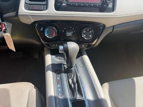 Used 2016 Honda HR-V LX image 15