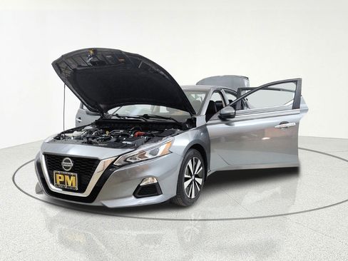 Used 2022 Nissan Altima 2.5 SV AWD/4WD image 13