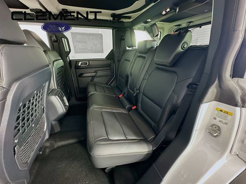 New 2026 Ford Bronco Badlands AWD/4WD image 30