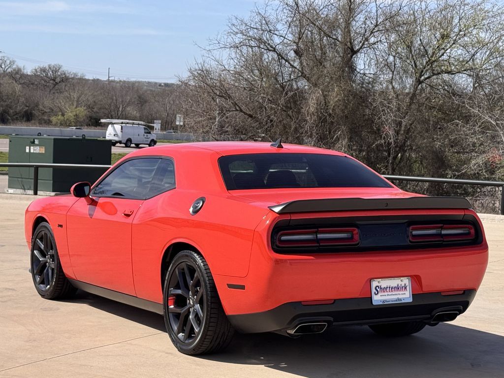 Used 2023 Dodge Challenger R/T w/ Blacktop Package RWD image 4