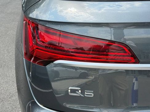 Used 2025 Audi Q5 2.0T Premium Plus AWD/4WD image 37