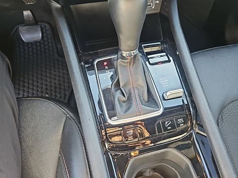 Used 2023 Jeep Compass Trailhawk image 14