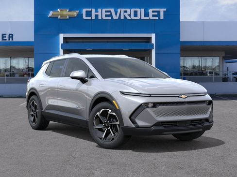 New 2026 Chevrolet Equinox EV LT image 31