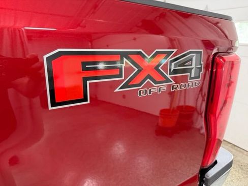 Used 2019 Ford F250 XLT w/ XLT Value Package AWD/4WD image 27
