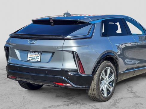 Used 2024 Cadillac Lyriq Tech w/ LPO, Floor Liner Package AWD/4WD image 5