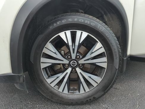 Certified 2021 Nissan Rogue SV FWD image 49