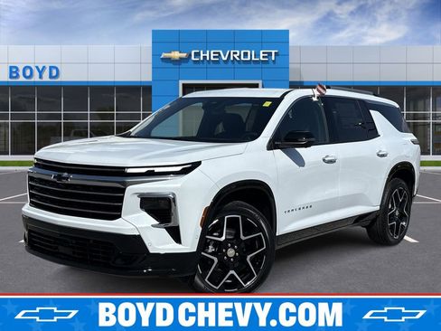 New 2026 Chevrolet Traverse High Country w/ LPO, Floor Liner Package AWD/4WD image 1