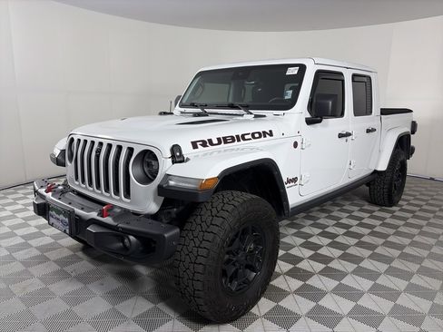 Used 2020 Jeep Gladiator Rubicon image 3