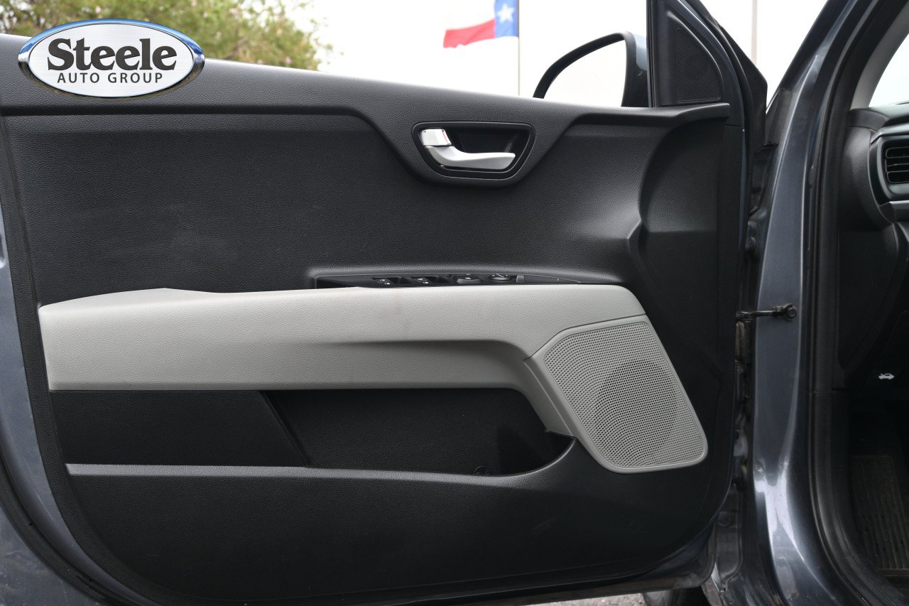 Used 2019 Kia Rio S FWD image 19