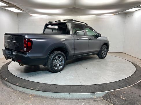 Used 2024 Honda Ridgeline TrailSport image 6