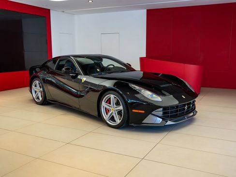 Used 2014 Ferrari F12 Berlinetta RWD image 1