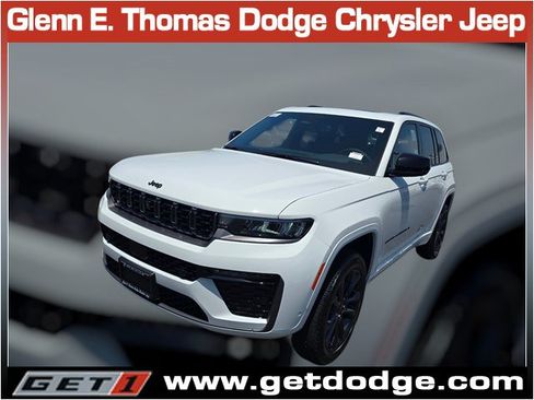 New 2026 Jeep Grand Cherokee Limited AWD/4WD image 3