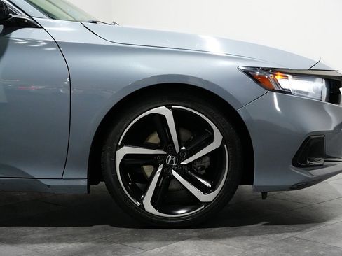 Used 2021 Honda Accord Sport Special Edition image 4