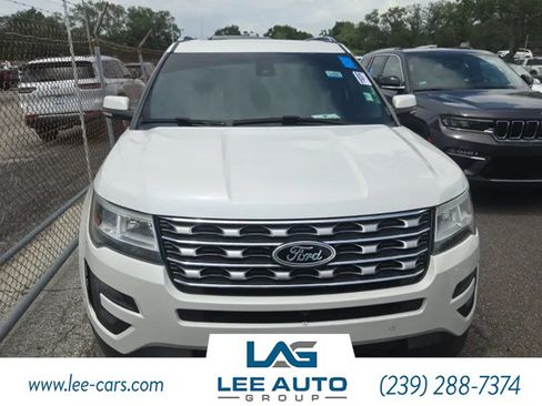 Used 2016 Ford Explorer Limited w/ Equipment Group 301A FWD image 1