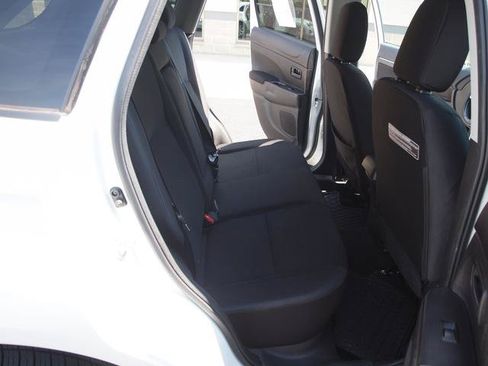 Used 2015 Mitsubishi Outlander Sport ES AWD/4WD image 7