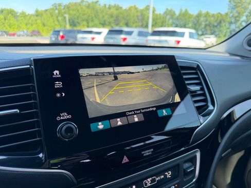 Used 2019 Honda Pilot Elite image 24