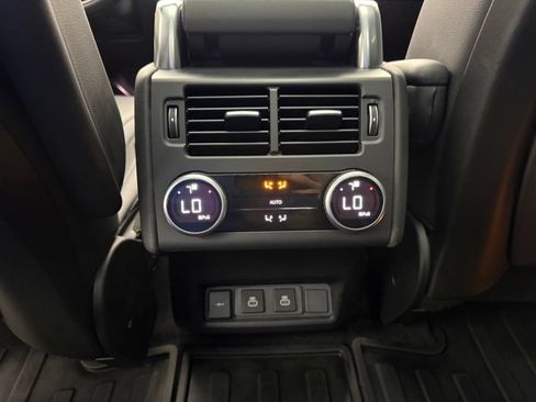 Used 2023 Land Rover Discovery S R-Dynamic AWD/4WD image 31