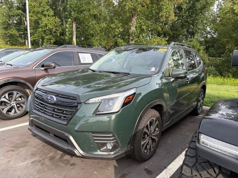Certified 2024 Subaru Forester Limited AWD/4WD image 3