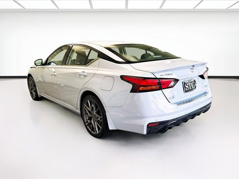 Used 2023 Nissan Altima 2.0 SR image 6