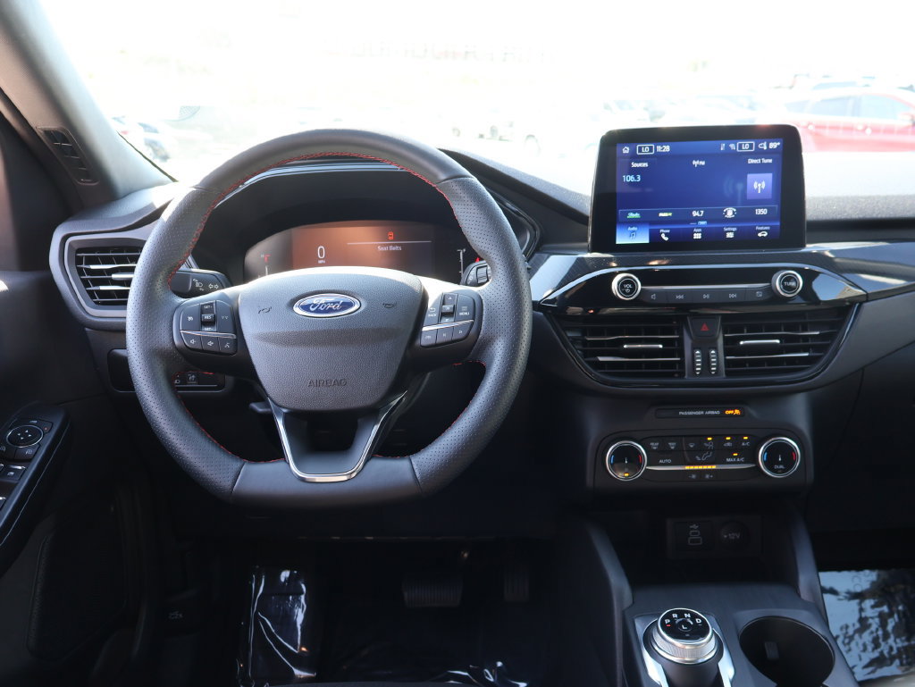 Used 2026 Ford Escape ST-Line AWD/4WD image 17