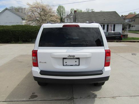 Used 2015 Jeep Patriot Sport w/ Power Value Group image 4