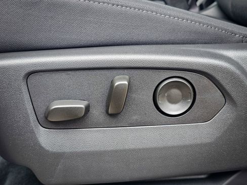 New 2026 GMC Sierra 1500 Elevation image 16