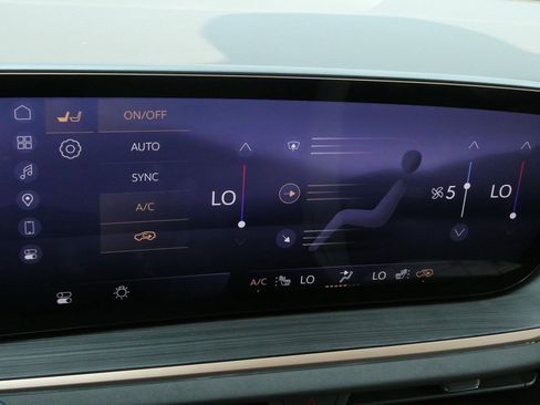 New 2025 Buick Envision Sport Touring image 21