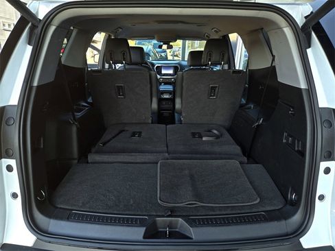 Used 2017 GMC Acadia SLT image 37