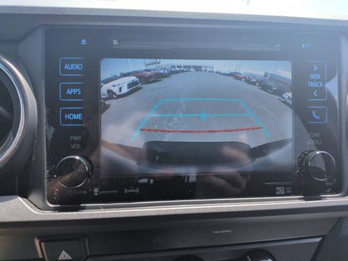 Used 2019 Toyota Tacoma TRD Off-Road AWD/4WD image 20