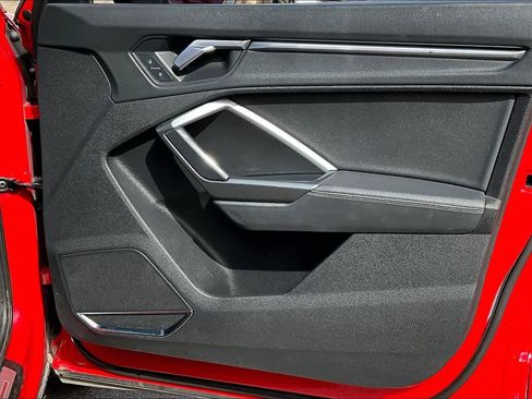 Used 2021 Audi Q3 2.0T Premium Plus image 23