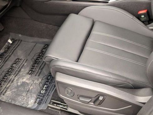 New 2025 Audi Q5 Premium Plus image 4