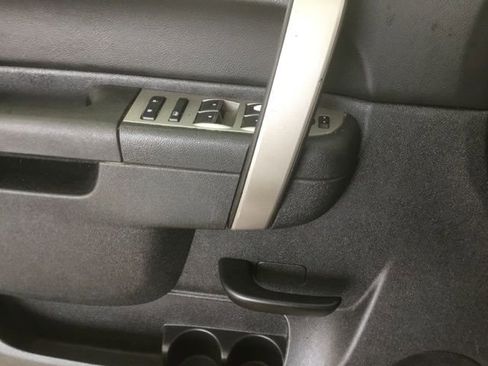 Used 2010 Chevrolet Silverado 1500 LS image 23