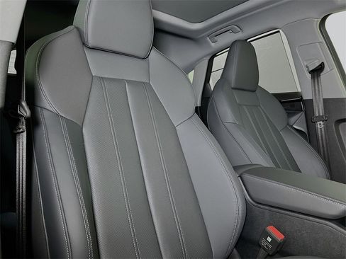 New 2025 Audi Q5 Premium Plus image 28