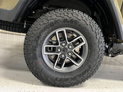 New 2026 Jeep Gladiator Mojave image 25