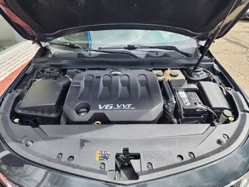 Used 2015 Chevrolet Impala LT image 19