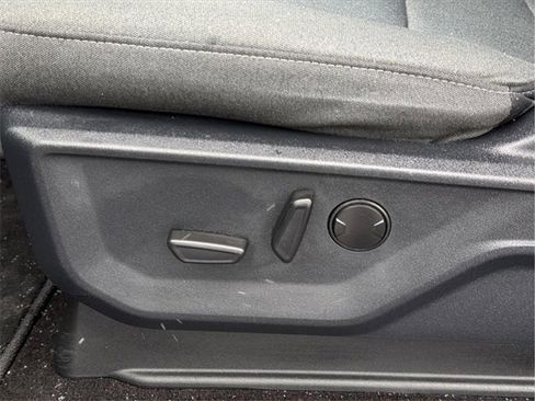 Used 2022 Ford F150 XLT w/ Equipment Group 302A High image 19