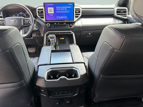 Used 2024 Toyota Tundra Platinum AWD/4WD image 29