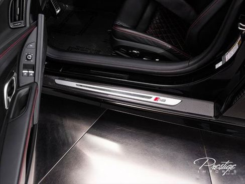 Used 2018 Audi R8 V10 plus AWD/4WD image 28