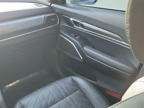 Used 2023 Kia Telluride EX X-Line image 13