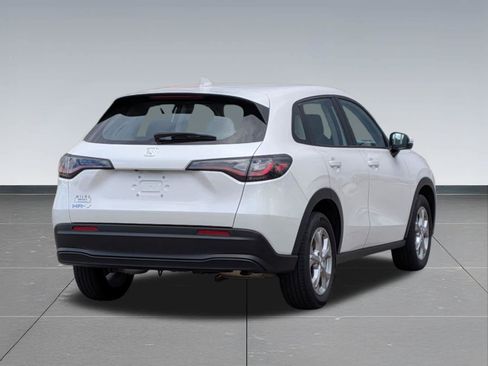 Certified 2025 Honda HR-V LX image 6
