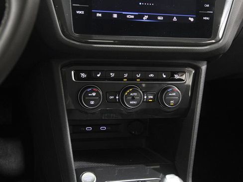 Certified 2021 Volkswagen Tiguan SE image 13
