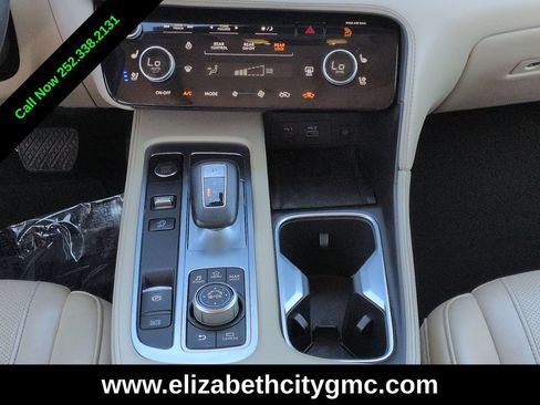 Used 2023 INFINITI QX60 Luxe w/ Performance Audio Package AWD/4WD image 21