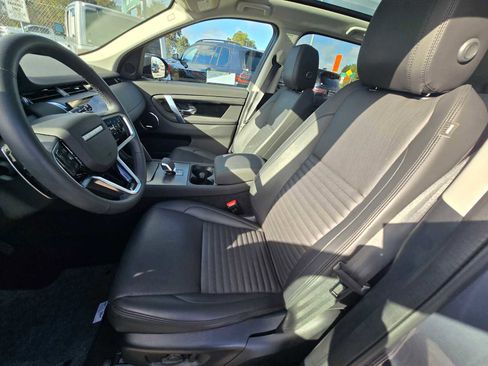 Used 2025 Land Rover Discovery Sport S image 24