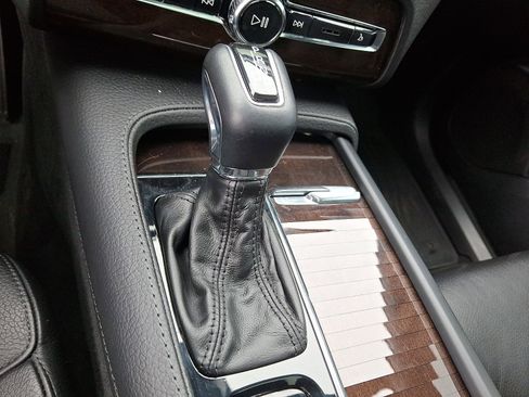 Used 2018 Volvo XC90 T6 Momentum w/ Convenience Package image 22