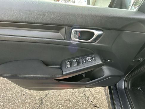 Used 2022 Honda Civic Sport image 13